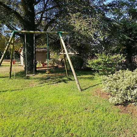 Au Epiceah, Logement A La Campagne Валанс Екстериор снимка